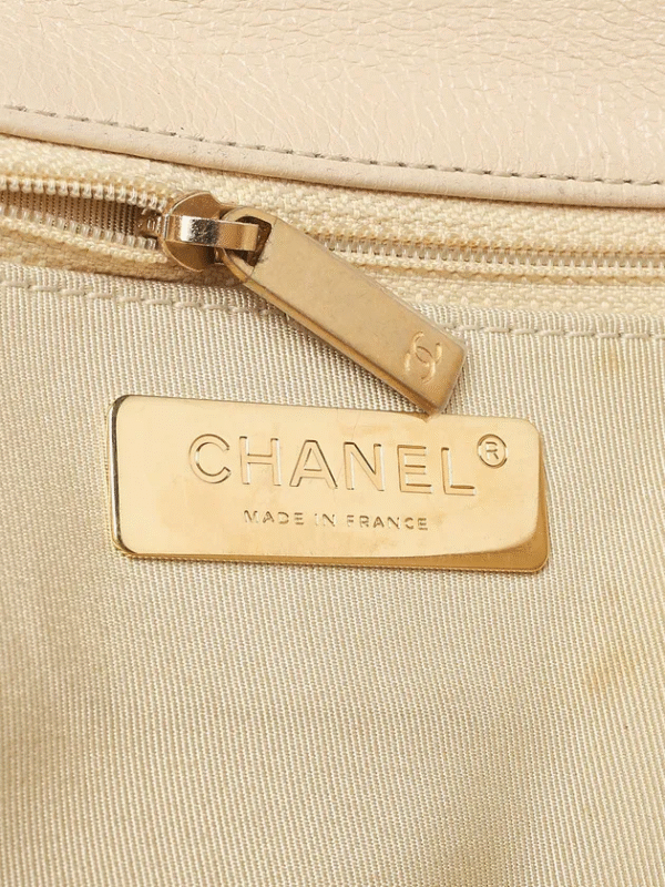 chanel beige quilted lambskin chanel 19 maxi flap bag