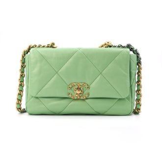 THE CHANEL 19