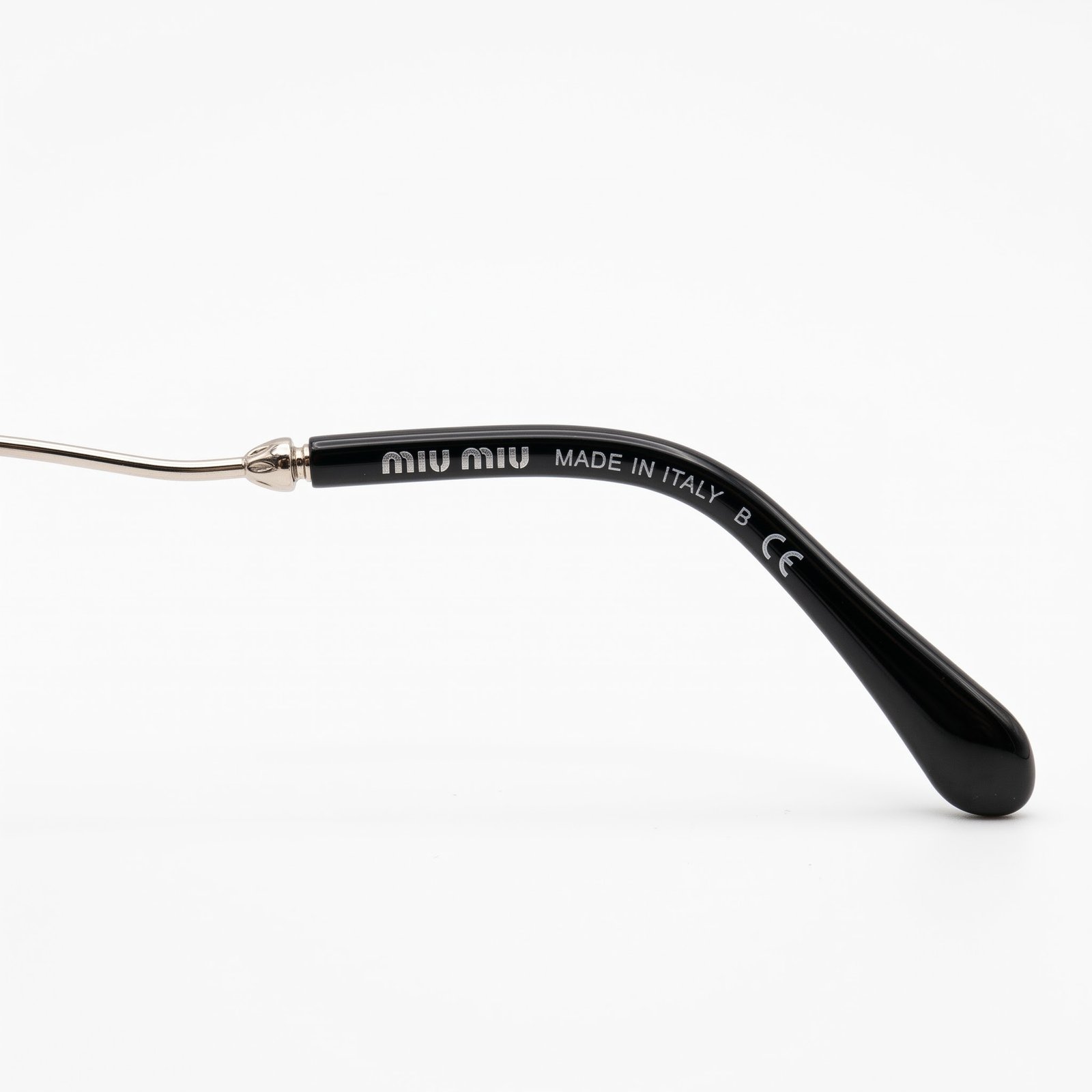 Miu Miu – Pearl-Embellished Sunglasses - Image 5