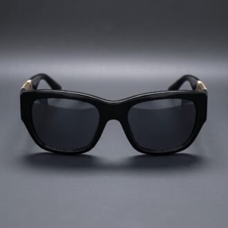 Versace – Black Square Sunglasses