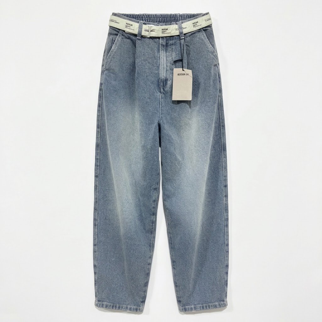 Wide Leg Jeans in Washed Blue with a Relaxed Silhouette